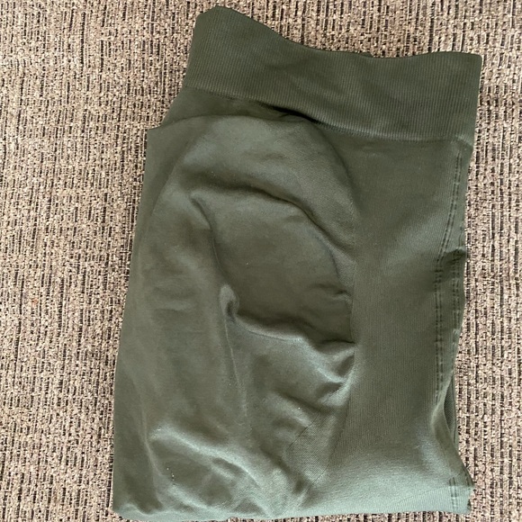 BLANQI® EVERYDAY™ MATERNITY BELLY SUPPORT LEGGINGS - Picture 6 of 6